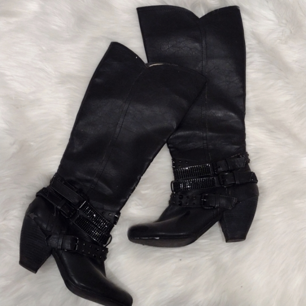 Black Tall Boots ✨